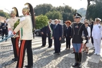 Deposizione di due corone d'alloro del Presidente Napolitano a Porta S. Paolo ed al Parco della Resistenza, in occasione del 71° anniversario della difesa di Roma