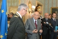 Incontro del Presidente  Napolitano con una rappresentanza di Allievi degli Istituti di formazione dei Vigili del Fuoco