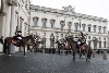 Cambio della Guardia Solenne da parte del Reggimento Corazzieri e della Fanfara dei Carabinieri, in occasione della Festa del Tricolore.