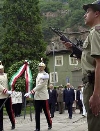 Il Presidente Ciampi rende omaggio ai Caduti nel Cimitero Militare di S. Giacomo.