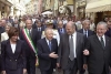 Il Presidente Carlo Azeglio Ciampi al centro della città accompagnato dal Presidente della Giunta Regionale Margherita Cogo, dal Sindaco Giovanni Salghetti Drioli, dal Presidente della Provincia Autonoma di Bolzano Luis Durnwalder e dal Segretario Generale del Quirinale Gaetano Gifuni.