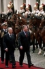  Il Presidente Ciampi e il Presidente della Repubblica di Polonia Aleksander Kwasniewski passano in rassegna il Picchetto d'Onore, in occasione della visita di Stato.