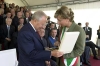 Il Presidente Ciampi riceve dal Sindaco di Larciano Roberta Beneforti, un bassorilievo dello scultore Dami, in occasione del cinquantesimo anniversario dell'Eccidio del Padule di Fucecchio. 
