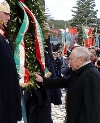 Il Presidente Ciampi rende omaggio al Sacrario, nel 60&#176; anniversario della battaglia.