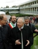 Il Presidente Ciampi,d urante la visita al Centro di Arte Orafa &quot;Il Tari&quot;, accompagnato da Gianni Carit&#224;, Presidente del Centro e dal Sindaco Filippo Fecondo.