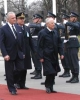 Il Presidente Ciampi accompagnato dal Presidente della Repubblica di Estonia  Arnold Ruutel e dal Consigliere Militare Giovanni Mocci durante la cerimonia di benvenuto a Palazzo Presidenziale di Kodriorg.