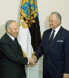 I Presidenti della Repubblica Italiana e di Estonia Carlo Azeglio Ciampi e Arnold Ruutel al Palazzo Presidenziale di Kadriorg.