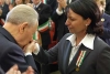 Il Presidente Ciampi con la signora Colomba Orzini, vedova di Gianni Orzini, insignita della Medaglia d'Oro al valor Civile, nel corso dell'incontro con le Autorit&#224; civili, militari, religiose.