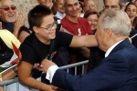 Il Presidente Ciampi durante l'incontro con la gente della citt&#224; abruzzese