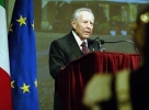 Il Presidente Ciampi rivolge il suo indirizzo di saluto alle Autorit&#224; istituzionali, civili, militari, religiose ed i Sindaci della Provincia.