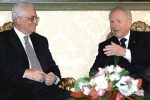 Il Presidente Ciampi a colloquio con Abu Mazen, Presidente dell'Autorit&#224; Nazionale Palestinese.