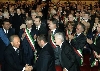 Il Presidente Ciampi tra i Sindaci della Provincia, al suo arrivo al Teatro Ponchielii.