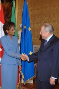 Il Presidente Ciampi con la Signora Michaelle Jean, Governatore del Canada, al Quirinale
