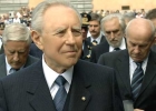 Il Presidente Ciampi, nella foto con i Presidenti di Senato e Camera Franco Marini e Fausto Bertinotti, a Piazza del Popolo, in occasione del 154&#176;anniversario della Polizia di Stato.