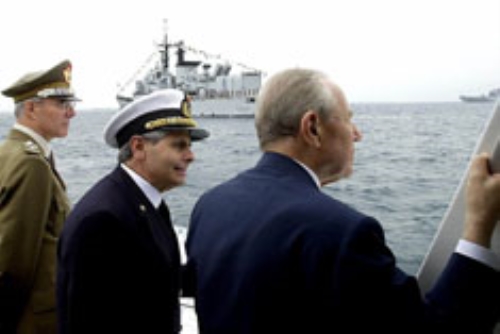 Intervento al giuramento solenne del 3° Corso Normale Marescialli e del 5° Corso Volontari a ferma breve della Scuola Sottufficiali della Marina Militare - Taranto, 18 maggio 2001