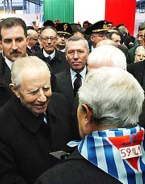 Visita del Presidente della Repubblica Carlo Azeglio Ciampi alle citt&#224; di Como, Cant&#249;, Sesto San Giovanni e Milano - 3-5 marzo 2004