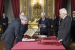 Il Presidente Sergio Mattarella con Paolo Gentiloni, Presidente del Consiglio dei Ministri nel corso del Giuramento 