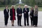  Il Presidente della Repubblica Sergio Mattarella con il Presidente della Repubblica Francese Emmanuel Macron, al Castello di Chambord