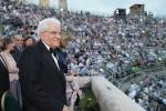 Il Presidente Sergio Mattarella e la Sig.ra Laura, alla rappresentazione dell’opera “La Traviata” di Giuseppe Verdi, diretta dal M° Daniel Oren, in occasione dell’inaugurazione del 97^ Festival lirico della Fondazione Arena di Verona