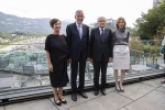 Il Presidente Sergio Mattarella e la Sig.ra Laura, a Salisburgo, con il Presidente Federale della Repubblica d'Austria Alexander Van der Bellen, e la consorte, Doris Schmidauer, in occasione della visita di Stato nella Repubblica d'Austria 
