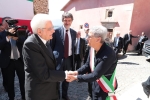 Il Presidente Mattarella è accolto dalla Sindaca di Scurcola Marsicana