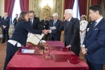 Il Presidente della Repubblica Sergio Mattarella con il Consigliere di Stato Luciana Lamorgese, Ministro dell'Interno, in occasione del giuramento