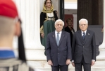 Il Presidente della Repubblica Sergio Mattarella con il Presidente della Repubblica Ellenica Prokopis Pavlopoulos alla XV Riunione informale dei Capi di Stato del Gruppo Arraiolos 
