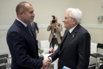 Il Presidente della Repubblica Sergio Mattarella con il Presidente della Repubblica di Bulgaria Rumen Radev, nel corso dell’incontro a margine della XV Riunione informale dei Capi di Stato del Gruppo Arraiolos