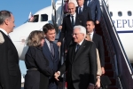 Il Presidente della Repubblica Sergio Mattarella arriva nella base aerea Andrews,accompagnato dal Ministro degli Affari Esteri e della Cooperazione Internazionale Luigi Di Maio,viene accolto dal Capo del Protocollo degli Stati Uniti d’America, Signora Cam Henderson,in occasione della Visita Ufficiale negli Stati Uniti d'America   
