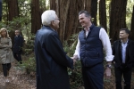 Il Presidente Sergio Mattarella al Parco Nazionale Muir Woods,con il Governatore della California Gevin Newsom,in occasione della Visita Ufficiale negli Stati Uniti d'America 

