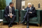 Il Presidente della Repubblica Sergio Mattarella con Antonio Decaro, Presidente ANCI, in occasione della 36^ Assemblea dell'Associazione Nazionale Comuni Italiani dal titolo "Ascoltare. Decidere. Migliorare"