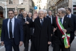 Il Presidente della Repubblica Sergio Mattarella  con il Presidente della Regione Liguria Giovanni Toti e il Sindaco di Genova Marco Bucci, al suo arrivo al Teatro Carlo Felice, in occasione del 34° congresso dell’ANM