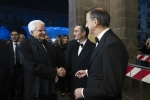 Il Presidente della Repubblica Sergio Mattarella con il Presidente della Regione Lombardia Attilio Fontana e il Sindaco di Milano Giuseppe Sala, al suo arrivo al Teatro alla Scala,in occasione della Tosca