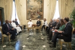 Il Presidente della Repubblica Sergio Mattarella con S.E. il Signor Ibrahim Boubacar Keïta, Presidente della Repubblica del Mali,durante i colloqui con le rispettive delegazioni
