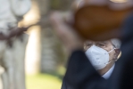 Il Presidente della Repubblica Sergio Mattarella durante il "Concerto dedicato alle vittime del coronavirus" 