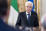 Il Presidente Sergio Mattarella rivolge il suo indirizzo di saluto in occasione dell'incontro con i Presidenti di Regione, nel cinquantesimo anniversario di costituzione delle Regioni a statuto ordinario