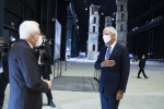 Il Presidente Sergio Mattarella, in Pirelli HangarBicocca, con Marco Tronchetti Provera, Presidente della Fondazione Pirelli  per il panel di studio dal titolo “La rinascita al tempo del Covid”
