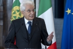 Il Presidente della Repubblica Sergio Mattarella in occasione della cerimonia di consegna delle onorificenze OMRI conferite "motu proprio" a cittadini distintisi nell’ambito dell’emergenza epidemiologica da COVID-19