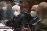 Il Presidente Sergio Mattarella alla sede del Comando Operativo di vertice Interforze in occasione del collegamento in videoconferenza per rivolgere gli auguri ai contingenti militari italiani impegnati nei teatri di operazioni internazionali
