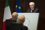 Il Presidente Sergio Mattarella alla sede del Comando Operativo di vertice Interforze in occasione del collegamento in videoconferenza per rivolgere gli auguri ai contingenti militari italiani impegnati nei teatri di operazioni internazionali
