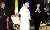 Incontro del Presidente  Scàlfaro con Sua Santità Giovanni Paolo II in visita di Stato in Italia. 20 ottobre 1998