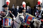 Il Cambio solenne della Guardia d'Onore da parte del Reggimento Corazzieri a cavallo con la Fanfara del IV Reggimento Carabinieri a cavallo, in occasione della Festa della Repubblica