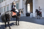 Il Cambio solenne della Guardia d'Onore da parte del Reggimento Corazzieri a cavallo con la Fanfara del IV Reggimento Carabinieri a cavallo, in occasione della Festa della Repubblica