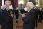 Il Presidente Sergio Mattarella con il Gen. C.A. Teo Luzi, Comandante generale dell’Arma dei Carabinieri, al termine dell'incontro con una rappresentanza di Carabinieri, in occasione del 207° anniversario della costituzione dell’Arma 