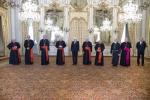 Il Presidente Sergio Mattarella con a fianco S.Em. Rev.ma il Cardinale Pietro Parolin, Segretario di Stato di Sua Santità, in occasione dell'incontro con i Cardinali italiani di nuova nomina
