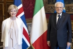 Il Presidente Sergio Mattarella con S.E. la Signora Unnur ORRADÓTTIR-RAMETTE, nuovo Ambasciatore della Repubblica d’Islanda, in occasione della presentazione delle Lettere Credenziali 