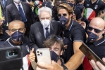 Il Presidente Sergio Mattarella con gli atleti italiani in partenza per i Giochi Olimpici e Paralimpici di Tokyo 2020