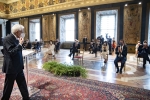 Il Presidente della Repubblica Sergio Mattarella durante l'incontro con una delegazione della Conferenza delle Regioni e delle Province Autonome 
