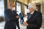 Il Presidente della Repubblica Sergio Mattarella con Luca Zingaretti presidente della Regione Lazio,in occasione dell'incontro con una delegazione della Conferenza delle Regioni e delle Province Autonome
(foto di Francesco Ammendola - Ufficio per la Stampa e la Comunicazione della Presidenza della Repubblica)