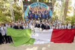 Il Presidente Sergio Mattarella con Matteo Berrettini e la Nazionale italiana di calcio, vincitrice degli europei 2001